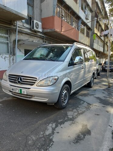 Mercedes Vito 2009, 268,000 km - 2.2 л - Yevlax