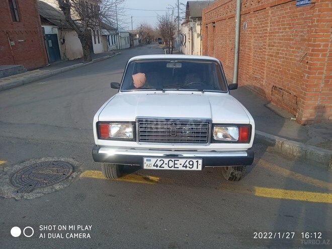 LADA (VAZ) 2107 2008, 197,000 km - 1.6 л - Gəncə