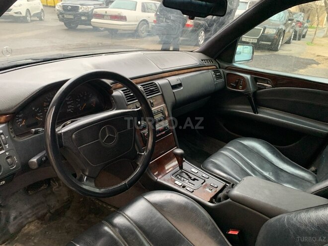 Mercedes E 230 1996, 450,000 km - 2.3 l - Bakı