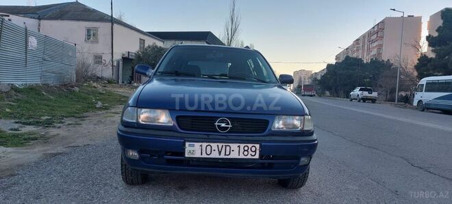Opel Astra 1995, 288,736 km - 1.6 л - Qusar