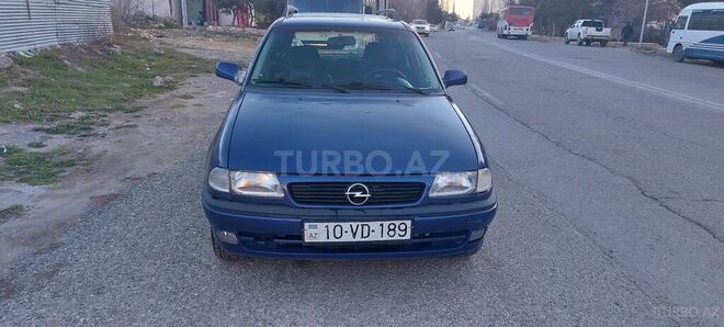 Opel Astra 1995, 288,736 km - 1.6 л - Qusar