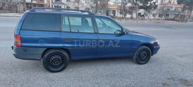 Opel Astra 1995, 288,736 km - 1.6 л - Qusar