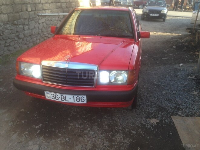 Mercedes 190 1986, 627,373 km - 2.0 л - Qəbələ