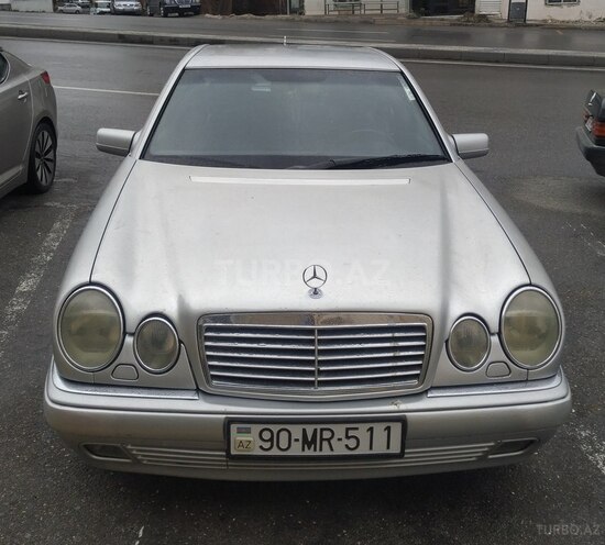 Mercedes E 280 1998, 324,000 km - 2.8 l - Bakı