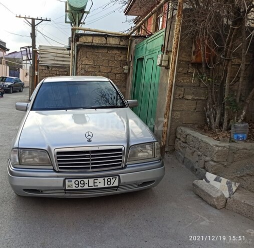 Mercedes C 180 1994, 394,624 km - 1.8 l - Bakı