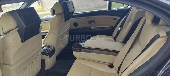 BMW 750 2006, 205,000 km - 4.8 л - Bakı