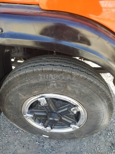 KamAz 55111 1990, 250,000 km - 11.0 l - Mingəçevir