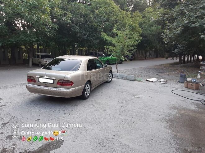Mercedes E 220 2001, 450,000 km - 2.2 l - Mingəçevir