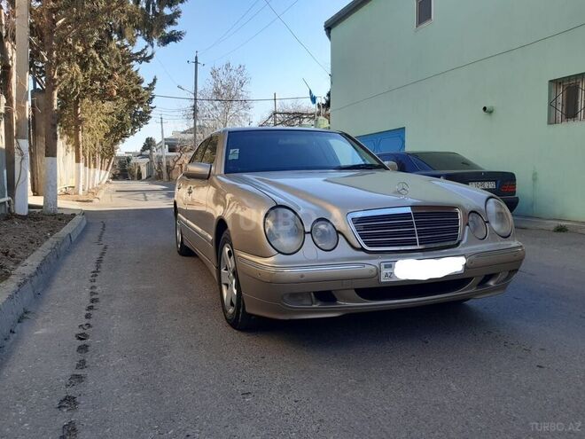Mercedes E 220 2001, 450,000 km - 2.2 l - Mingəçevir