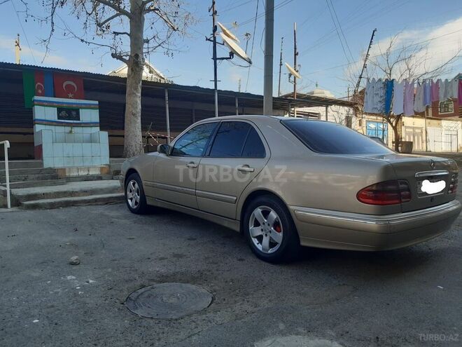 Mercedes E 220 2001, 450,000 km - 2.2 l - Mingəçevir