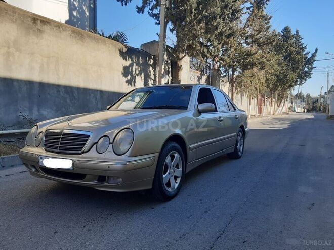 Mercedes E 220 2001, 450,000 km - 2.2 l - Mingəçevir