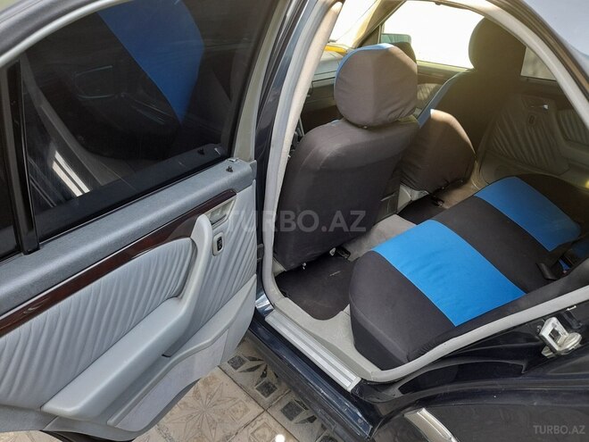 Mercedes C 220 1995, 271,423 km - 2.2 l - Gəncə