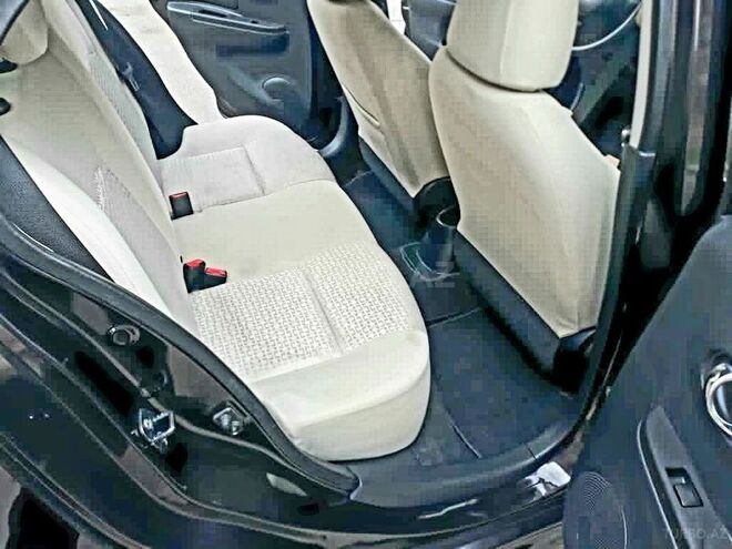 Nissan March 2012, 31,200 km - 1.2 l - Bakı