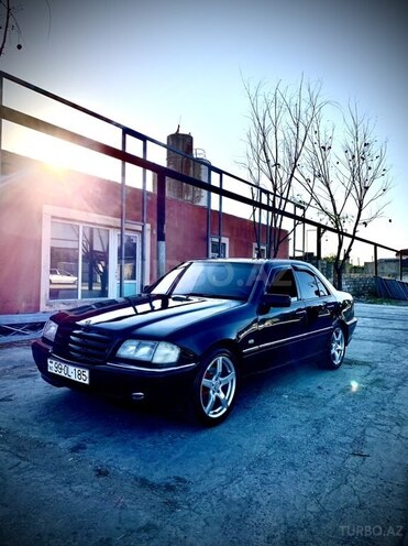 Mercedes C 220 2000, 316,000 km - 2.2 l - Bakı