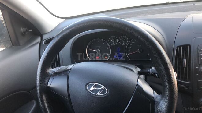 Hyundai i30 2009, 177,000 km - 1.6 л - Bərdə