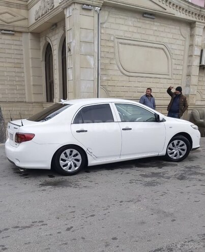 Toyota Corolla 2007, 300,000 km - 1.4 l - Bakı