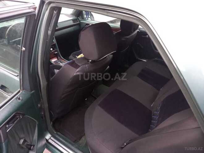 Mercedes E 230 1992, 325,000 km - 2.3 l - Bakı