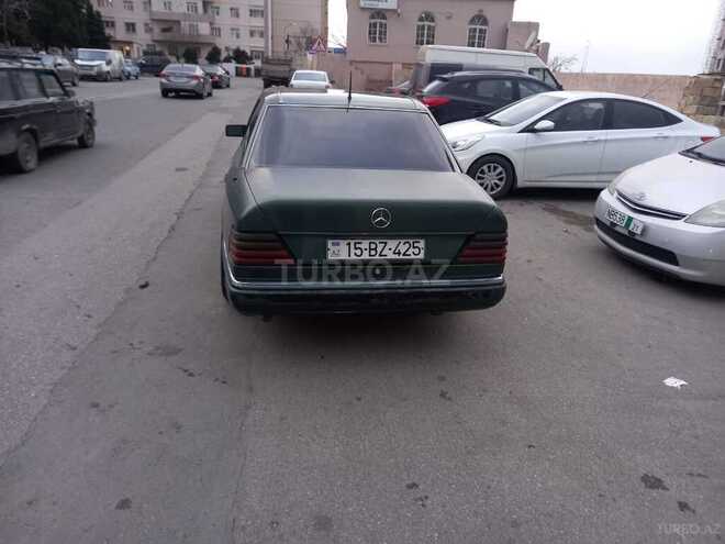 Mercedes E 230 1992, 325,000 km - 2.3 l - Bakı