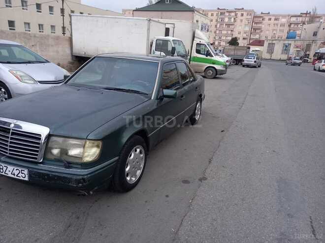 Mercedes E 230 1992, 325,000 km - 2.3 l - Bakı