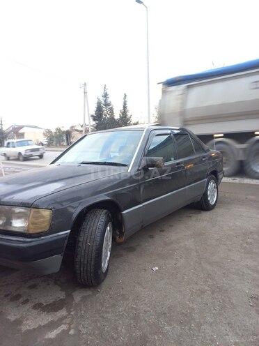 Mercedes 190 1991, 250,000 km - 2.0 л - Sabirabad