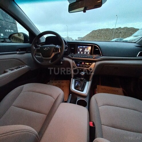 Hyundai Elantra 2018, 71,000 km - 2.0 l - Bakı