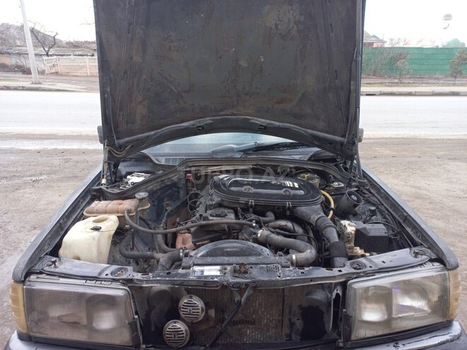 Mercedes 190 1991, 250,000 km - 2.0 л - Sabirabad