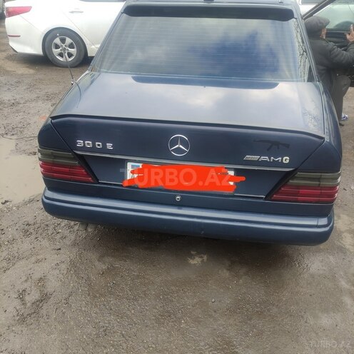 Mercedes E 300 1988, 350,000 km - 3.0 l - Bakı