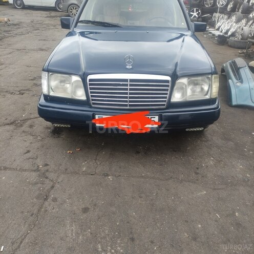 Mercedes E 300 1988, 350,000 km - 3.0 l - Bakı