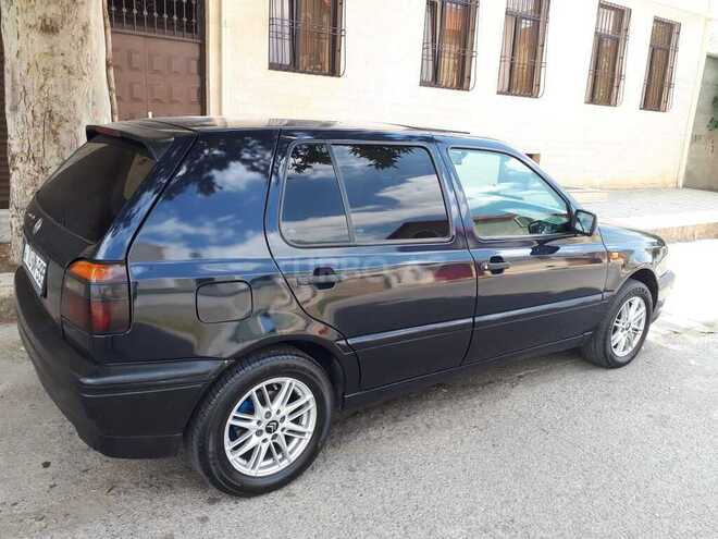 Volkswagen Golf 1994, 180,000 km - 2.0 l - Samux