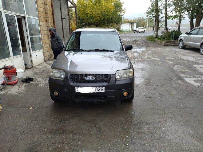 Ford Escape 2005, 210,000 km - 2.3 l - Bakı