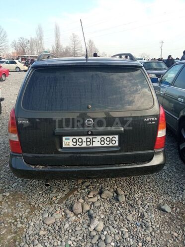 Opel Astra 1999, 250,000 km - 2.0 l - Qəbələ