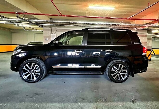 Toyota Land Cruiser 2018, 49,500 km - 4.6 l - Bakı