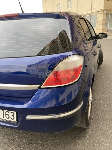 Opel Astra 2004, 190,000 km - 1.4 l - Bakı