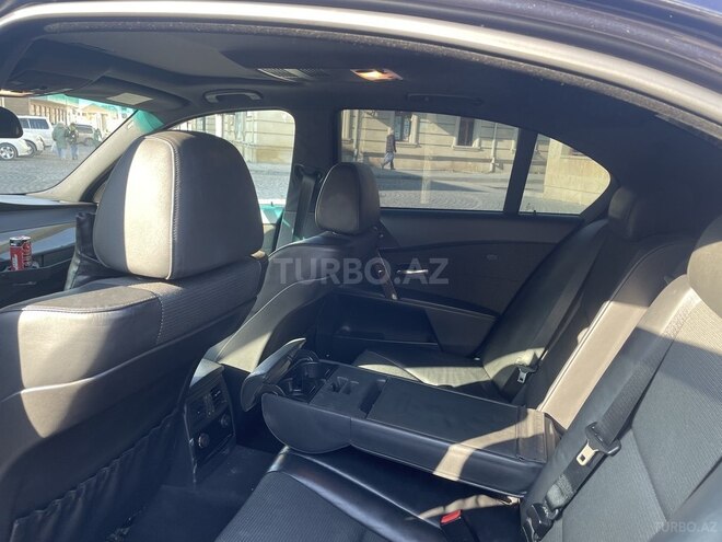 BMW 525 2005, 141,000 km - 2.5 л - Bakı
