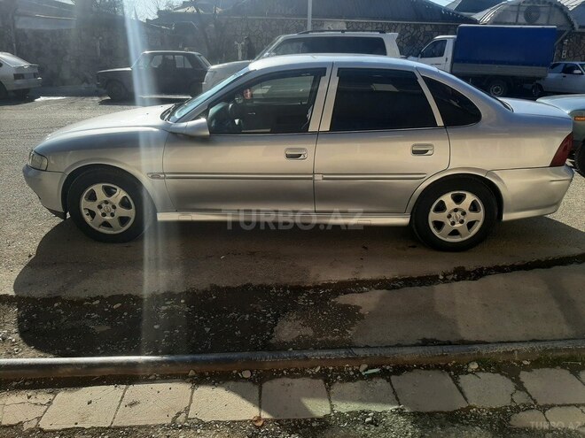Opel Vectra 1999, 780,000 km - 1.8 l - Şamaxı