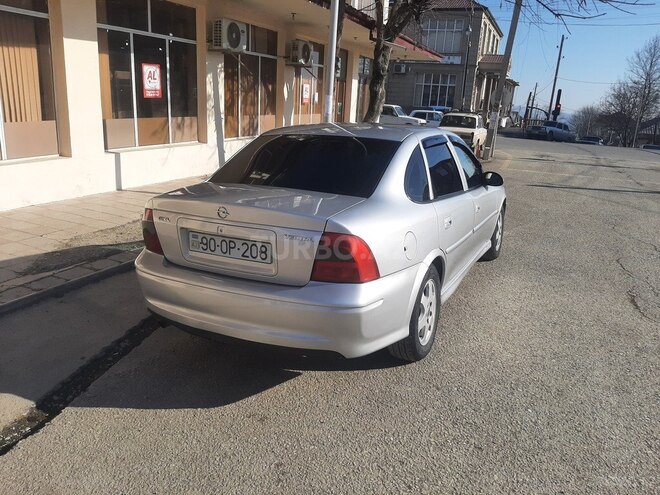 Opel Vectra 1999, 780,000 km - 1.8 l - Şamaxı