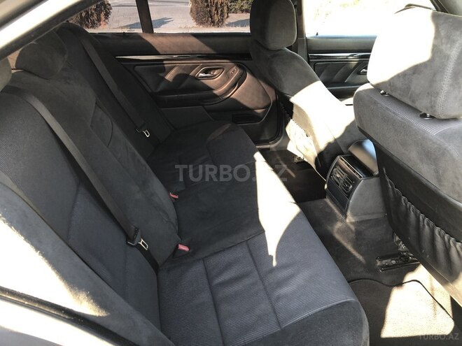 BMW 525 2000, 240,000 km - 2.5 l - Bakı