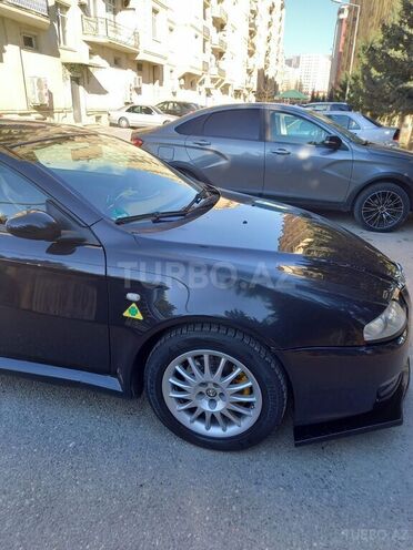 Alfa Romeo  2009, 200,000 km - 1.8 l - Bakı
