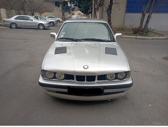 BMW 525 1991, 499,000 km - 2.5 l - Bakı