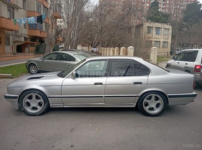 BMW 525 1991, 499,000 km - 2.5 l - Bakı