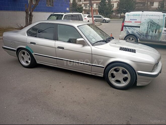 BMW 525 1991, 499,000 km - 2.5 l - Bakı