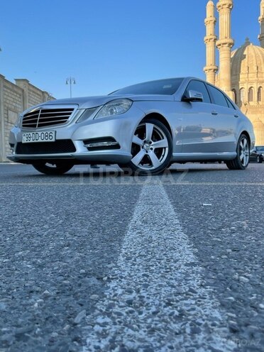 Mercedes E 350 2010, 127,000 km - 3.5 l - Bakı