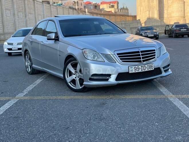Mercedes E 350 2010, 127,000 km - 3.5 l - Bakı