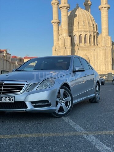 Mercedes E 350 2010, 127,000 km - 3.5 l - Bakı