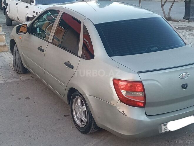 LADA (VAZ) Granta 2012, 215,700 km - 1.6 л - Salyan
