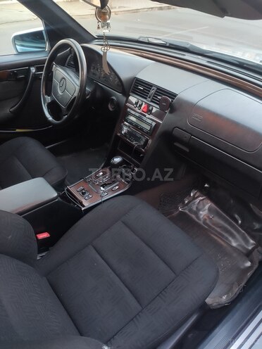 Mercedes C 240 1998, 285,661 km - 2.4 l - Ağcabədi