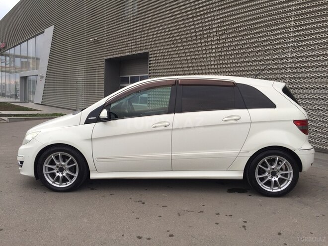 Mercedes B 170 2007, 222,000 km - 1.7 l - Bakı