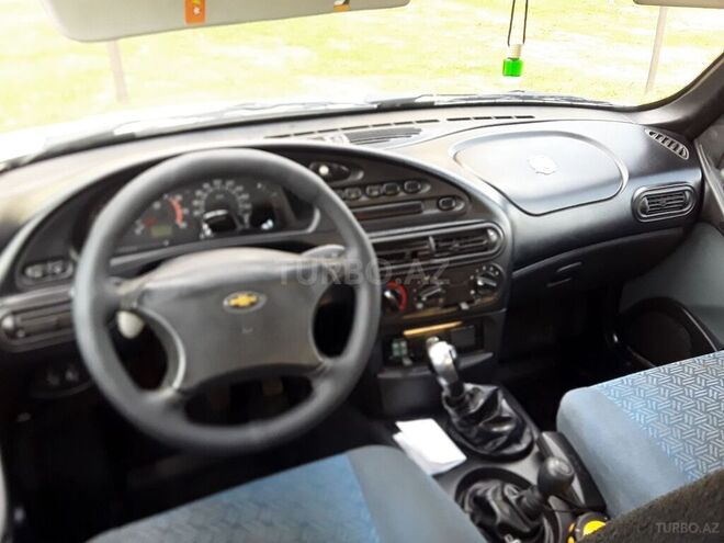 Chevrolet Niva 2004, 500,000 km - 1.7 l - Sumqayıt