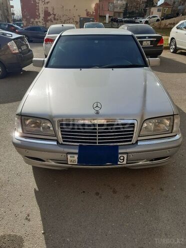 Mercedes C 180 1999, 215,000 km - 1.8 l - Bakı