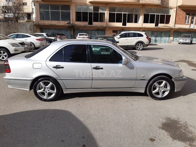 Mercedes C 180 1999, 215,000 km - 1.8 l - Bakı